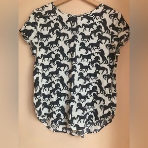 New White blouse with gray horse patterns in size 4, Eu 34